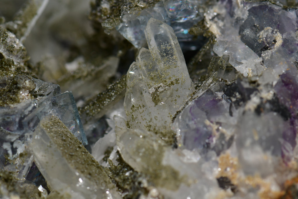 FLUORITE (BLUE) WITH QUARTZ AND BIOTITE (cabinet)