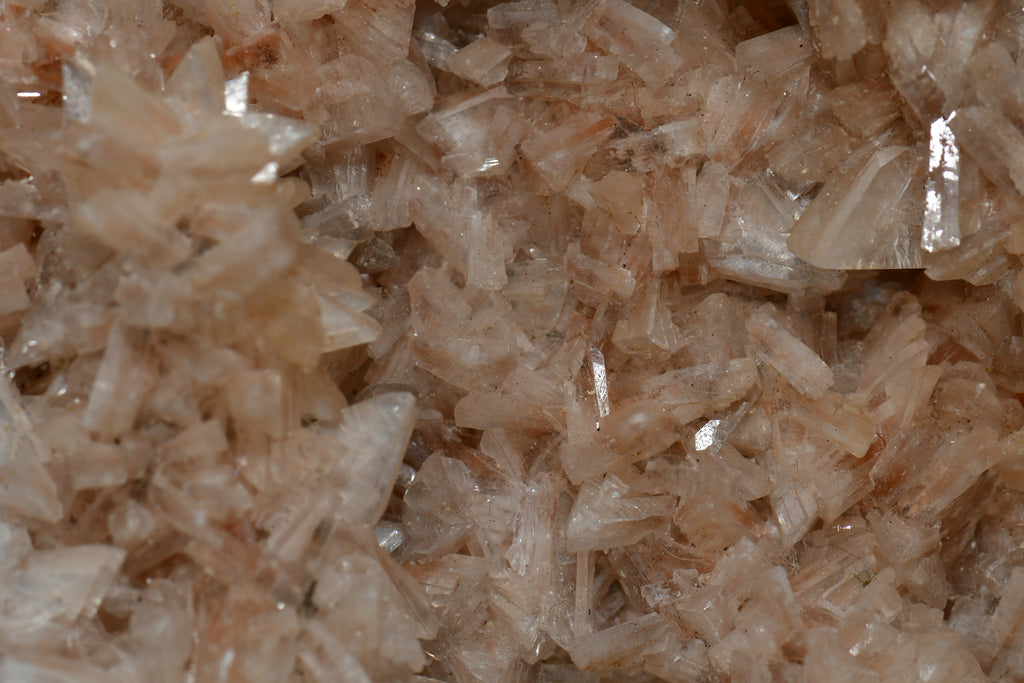 HEULANDITE (cabinet)