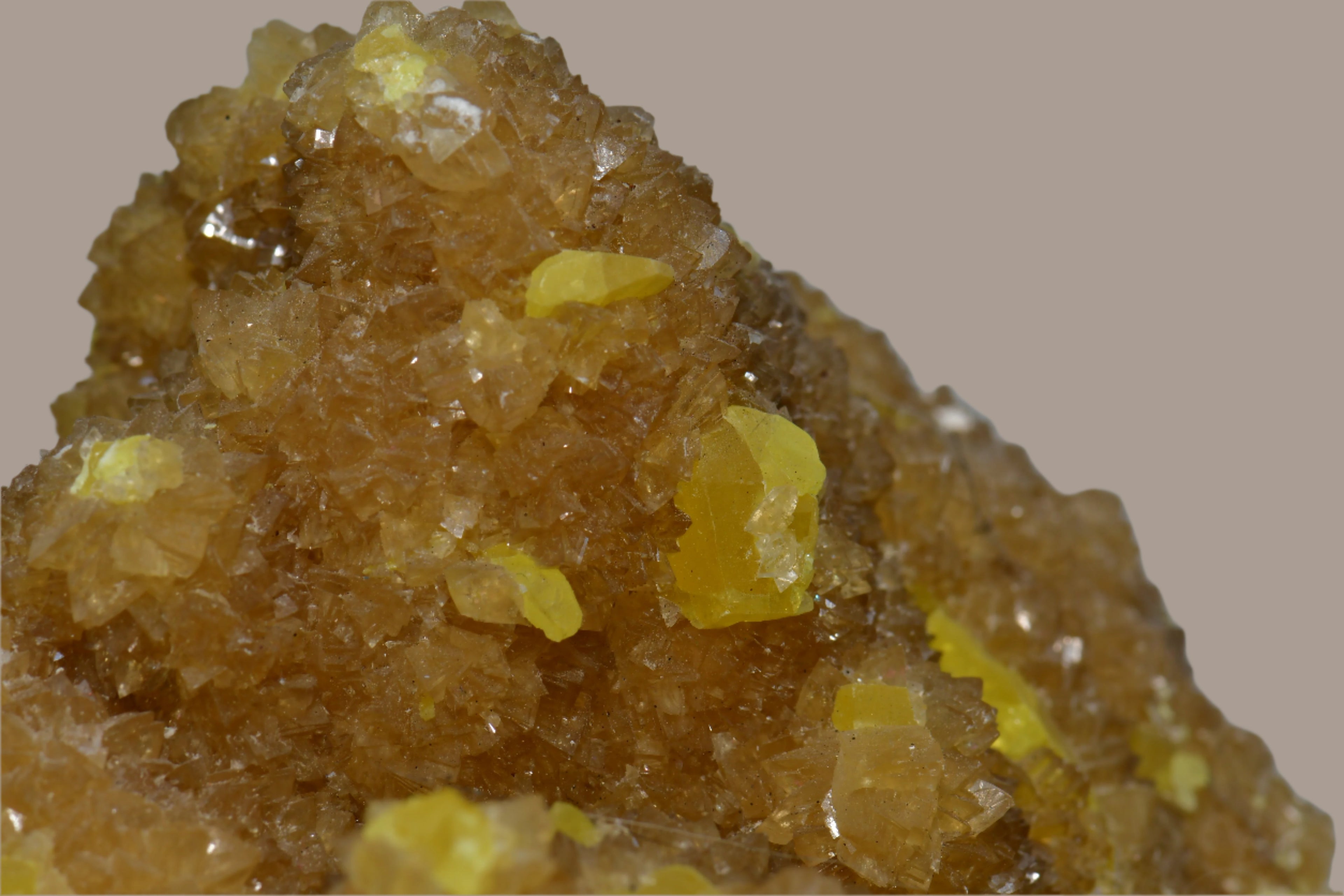 SULFUR (large cabinet)