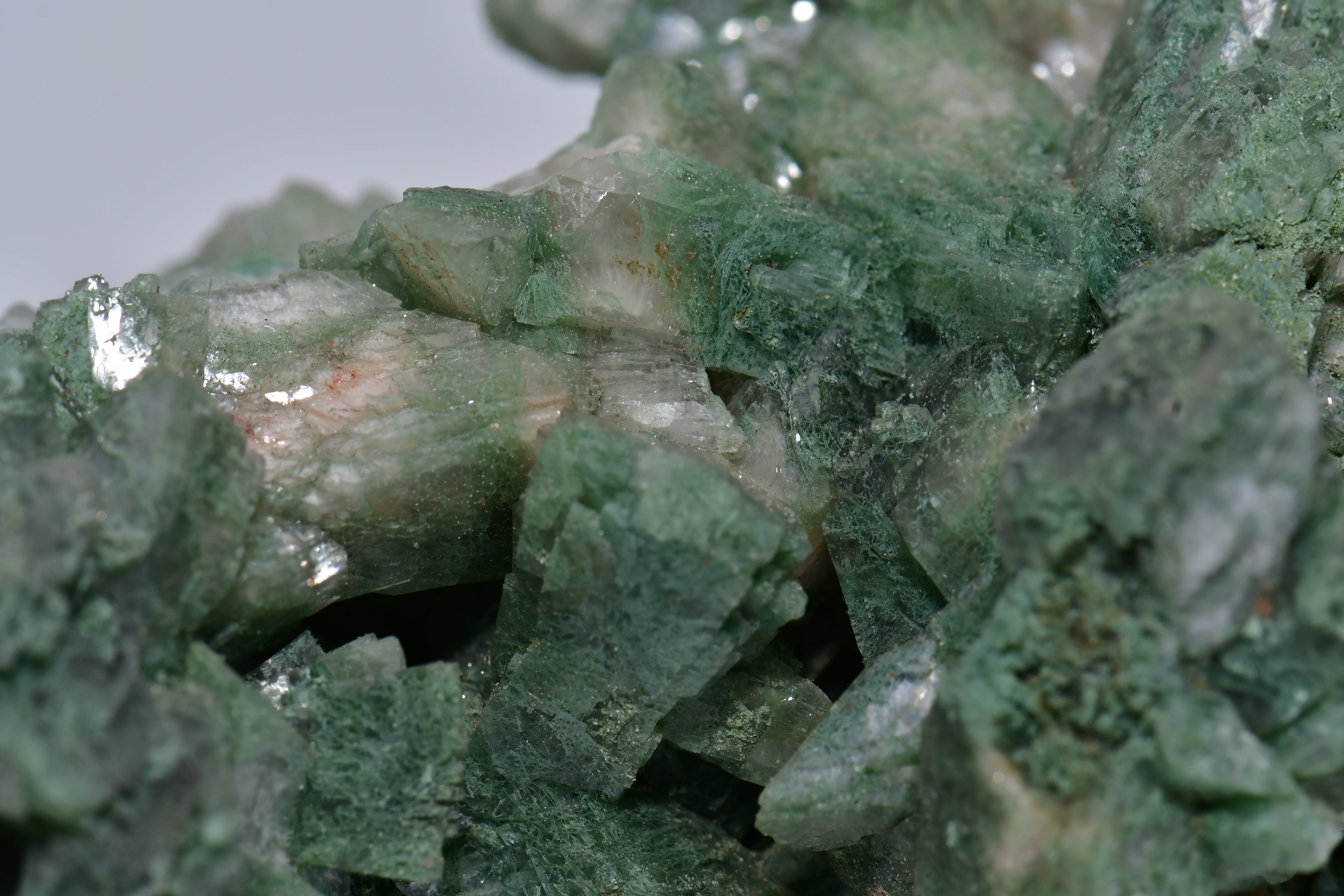 HEULANDITE (GREEN) (cabinet)