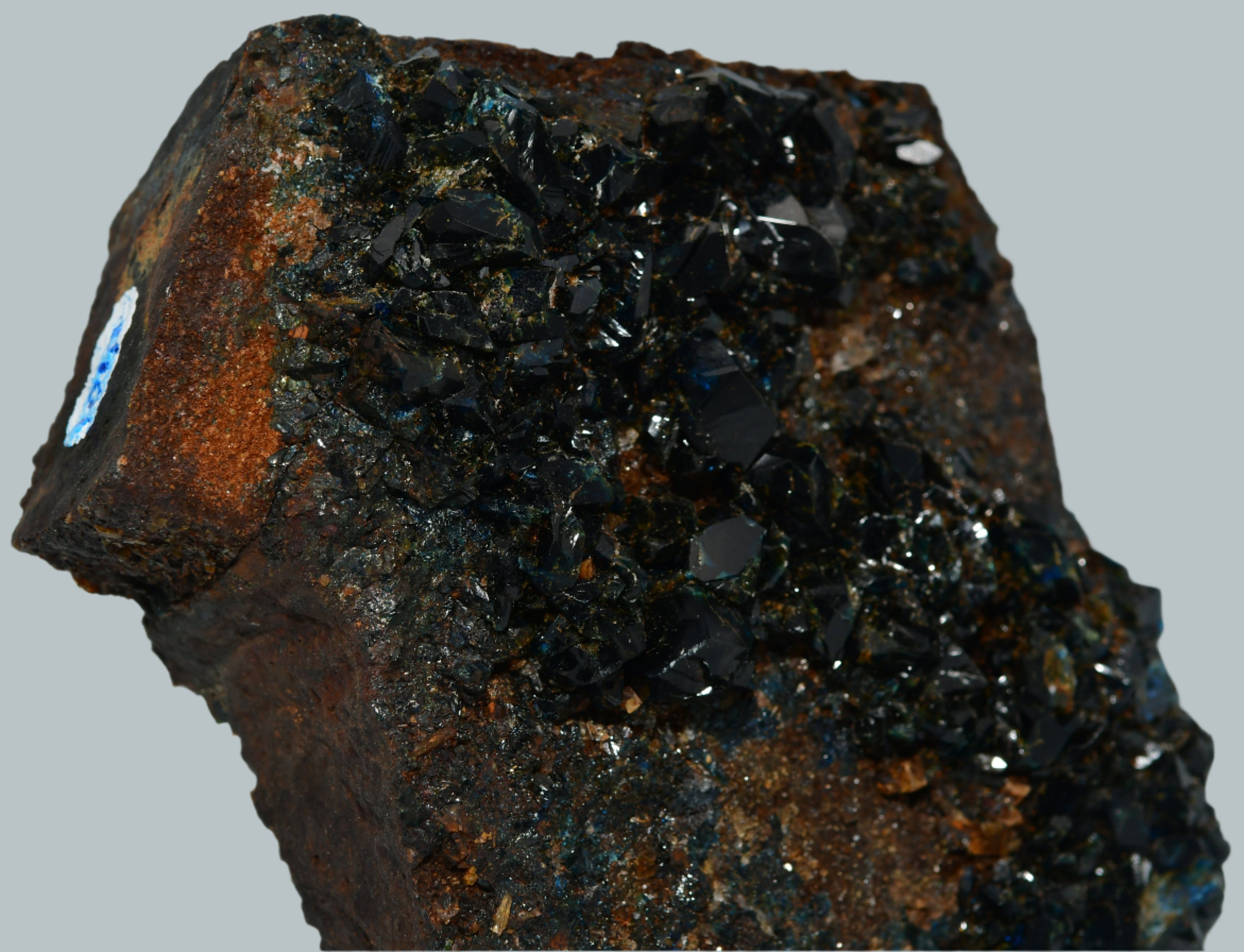 CASSITERITE and FLOURITE (large cabinet)