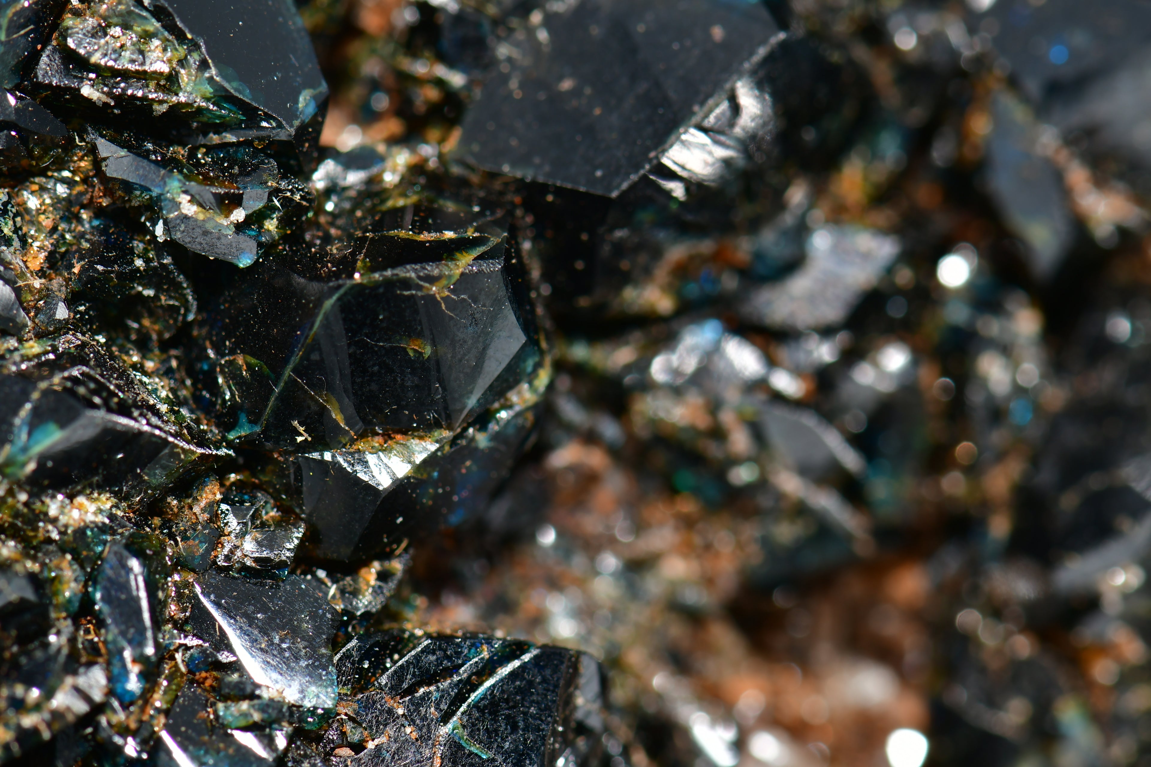 CASSITERITE and FLOURITE (large cabinet)