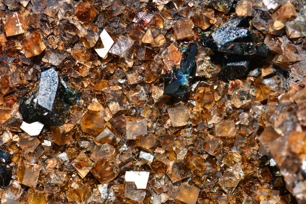 CASSITERITE and FLOURITE (large cabinet)