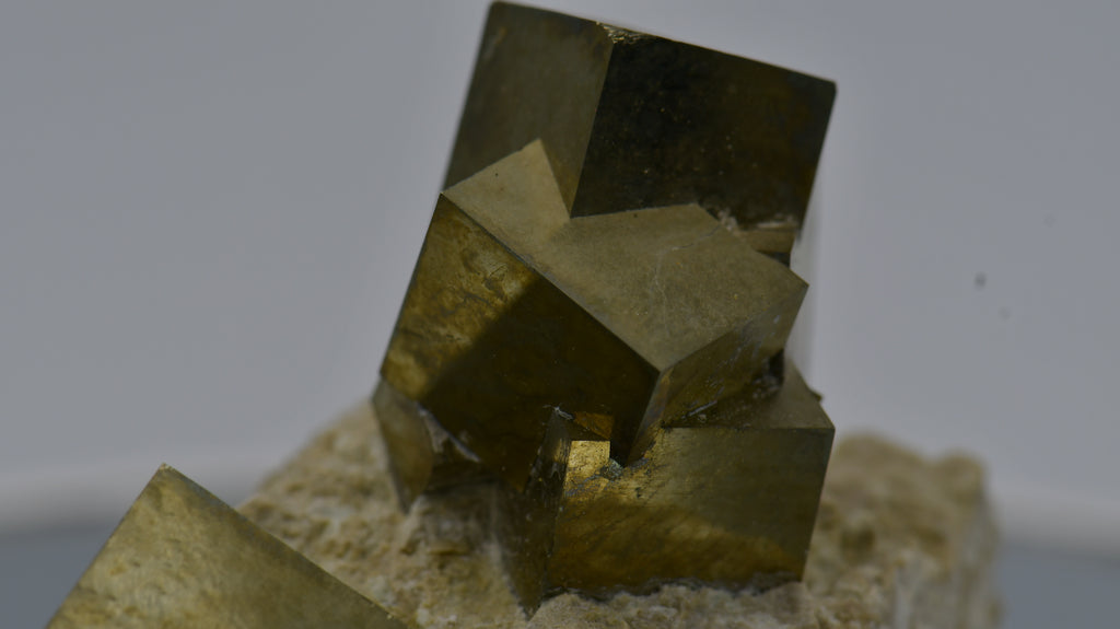 PYRITE  (small cabinet)