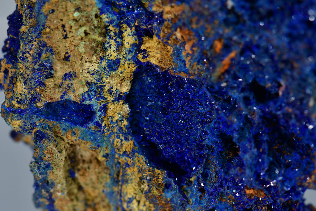 AZURITE on LIMONITE (cabinet)
