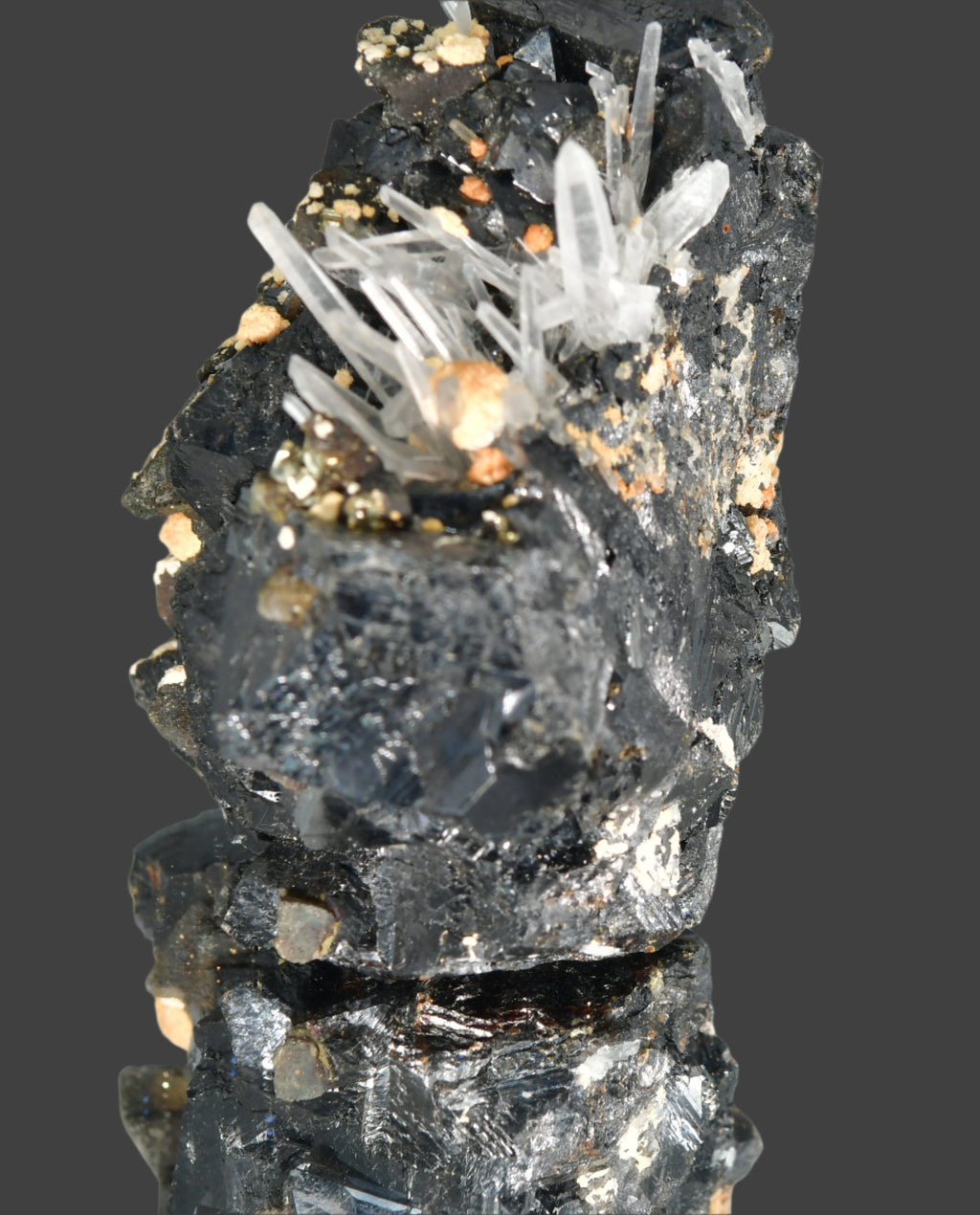 SPHALERITE, CHALCOPYRITE, MANGANO CALCITE, QUARTZ (small cabinet)