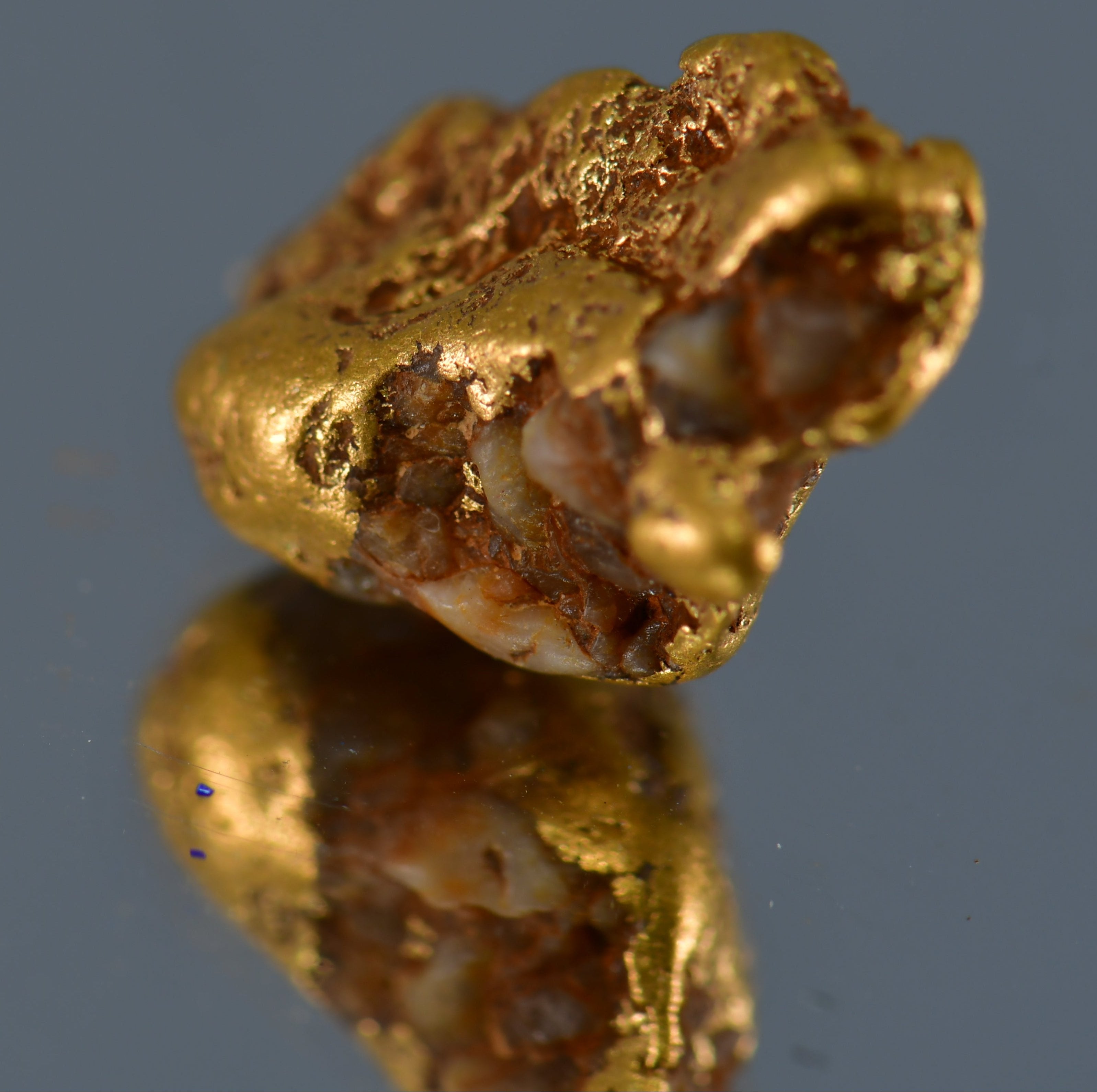 GOLD with QUARTZ (thumbnail) 4.48 grams