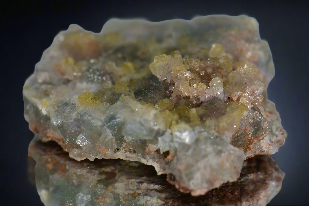 FLUORITE (miniature)