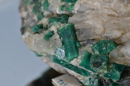 BERYL VAR. EMERALD