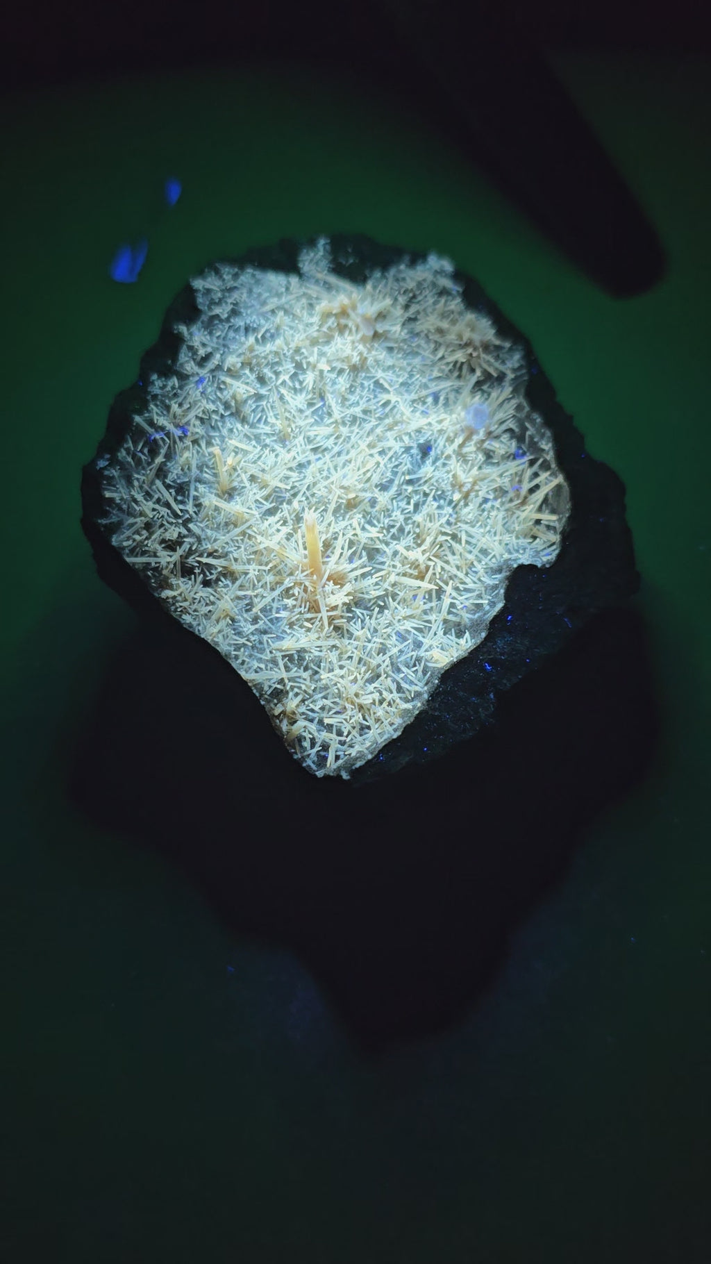 FERROAN CALCITE with CHABACITE-Ca